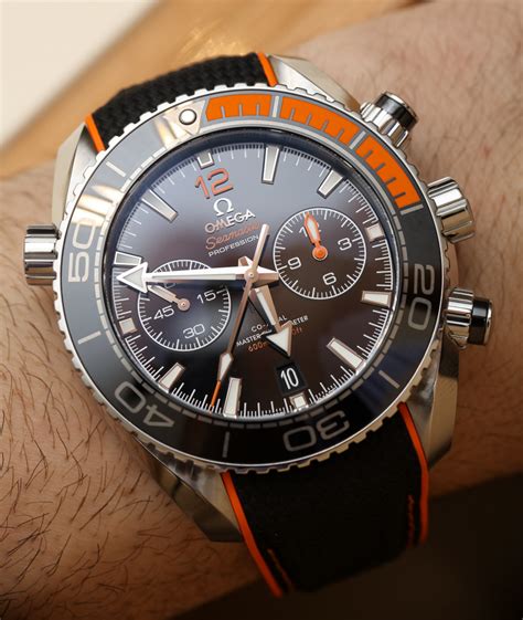 2016 the omega seamaster planet ocean master chronometer chronograph watch